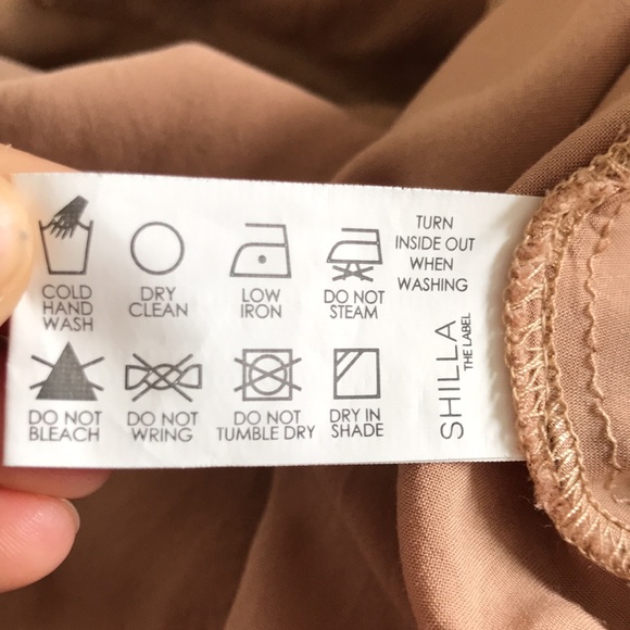 Cafe au lait dress size M fits 8/10.🤎Make me an offer 🤎 - Picture 7 of 8